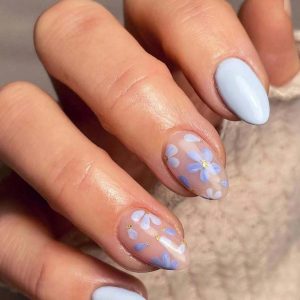Elevate Your Style With , 24Pcs Short Oval Baby Blue Floral With Glitter Tip Press On Nails , Macaron Candy Color Full Fit Acrylic Fake Nails Set, Contain 1pc Jelly Glue And 1pc Nail File, Summer Nails For Women And Girls'daily Work, Study, And Parties Use